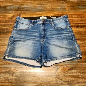 Angels Signature Midi Stretchy Jean Shorts Size 16
